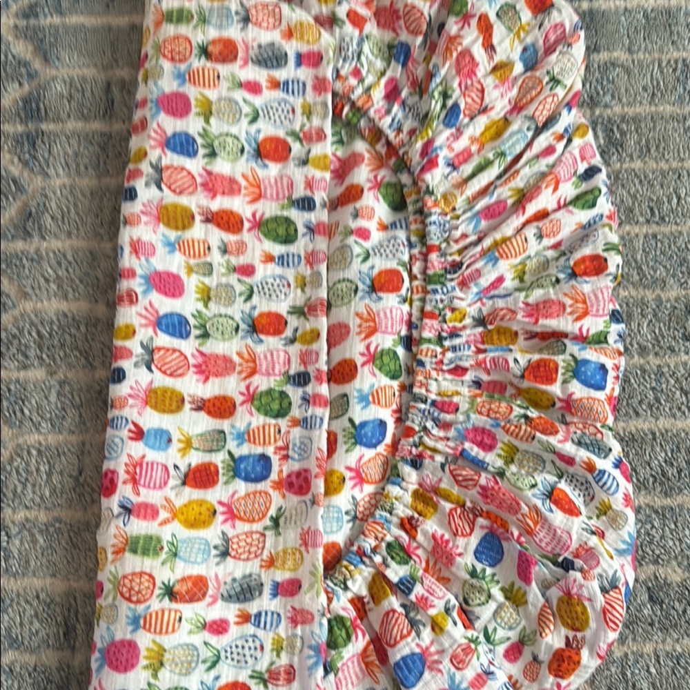 Fitted muslin crib sheet